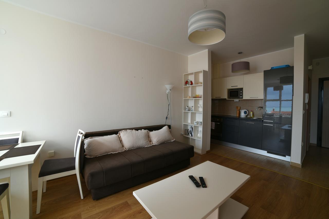 Tuna Apartments Dobra Voda Buitenkant foto